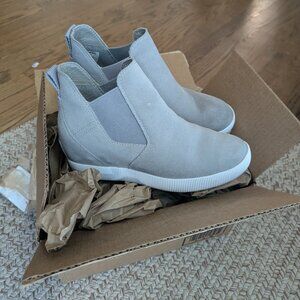 Sorel OUT N ABOUT Slip-On Women's Wedge Size 8